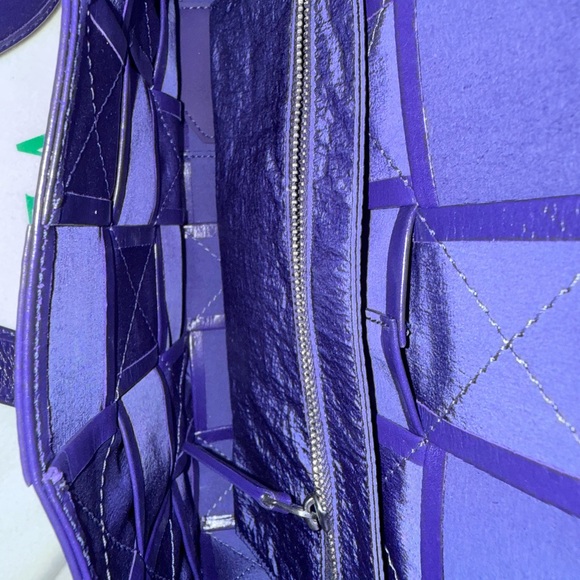 Bottega Veneta Purple Crossbody Messenger Bag - Picture 5 of 9